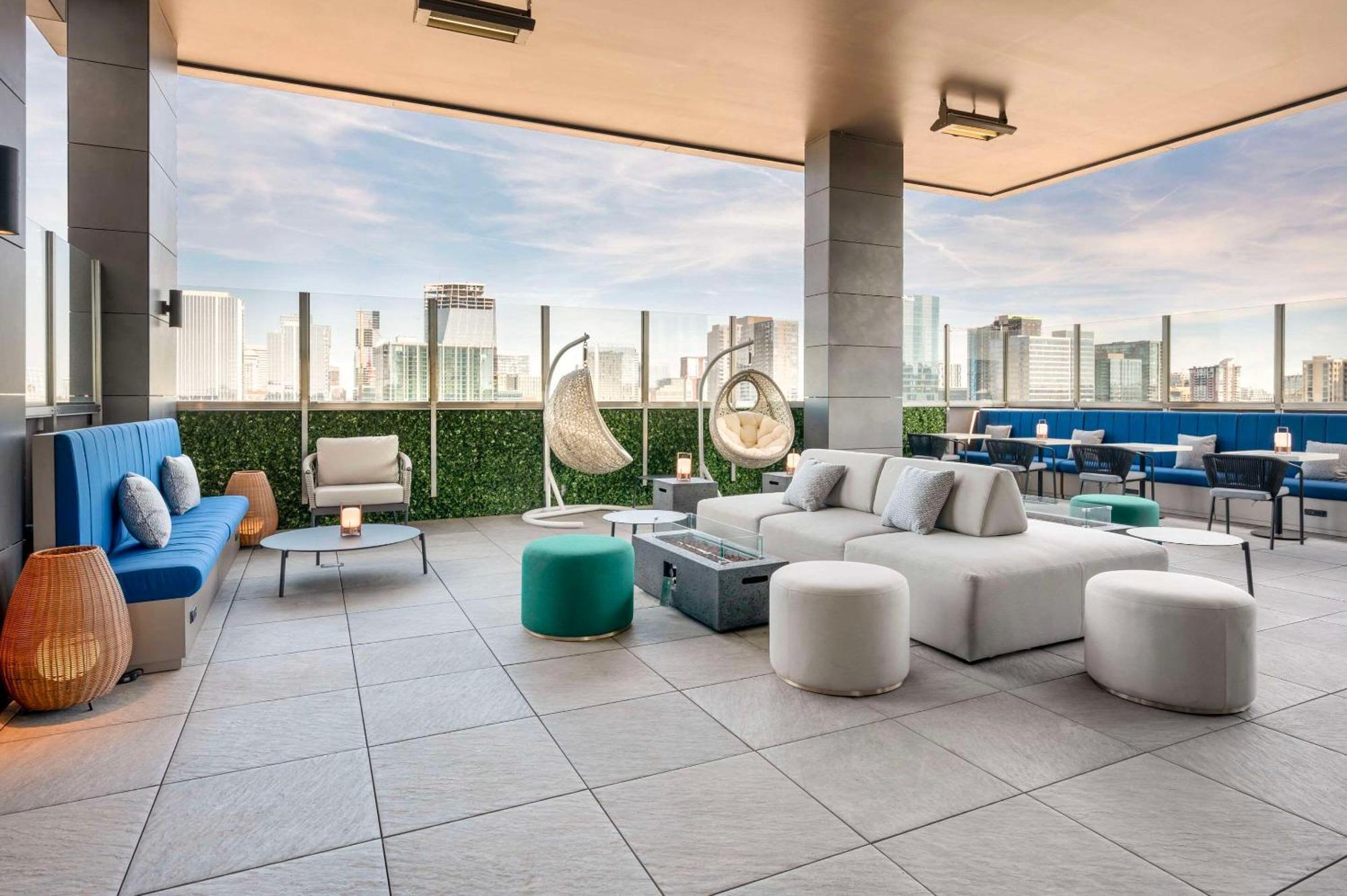 Cambria Hotel Nashville Midtown Exterior photo