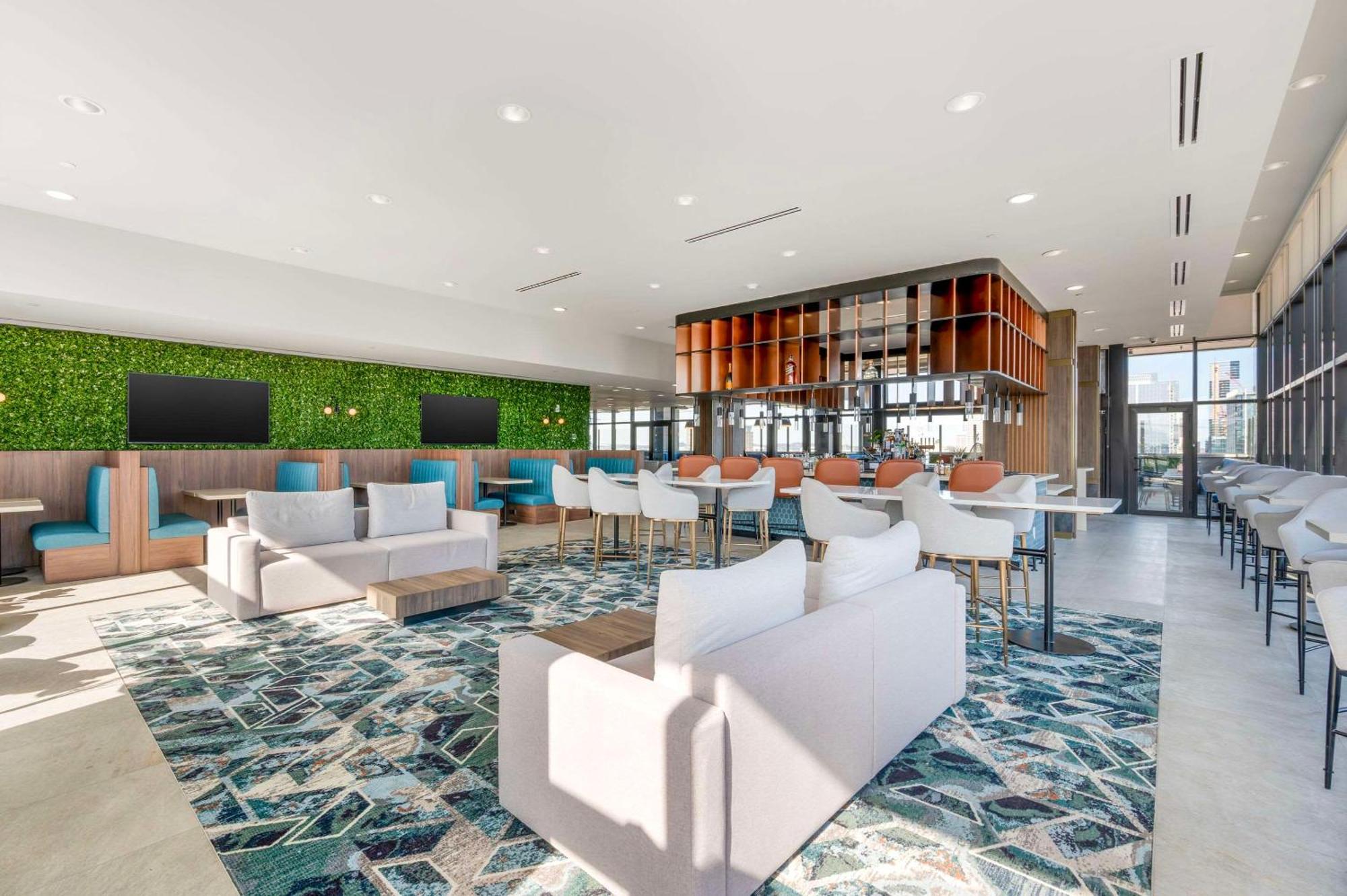 Cambria Hotel Nashville Midtown Exterior photo