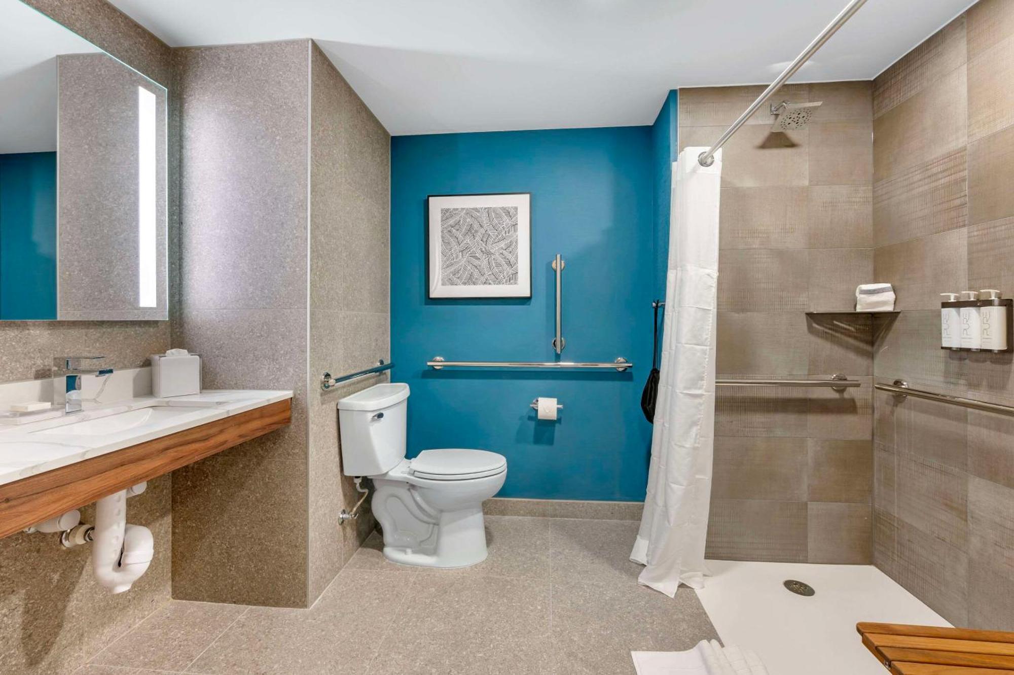 Cambria Hotel Nashville Midtown Exterior photo